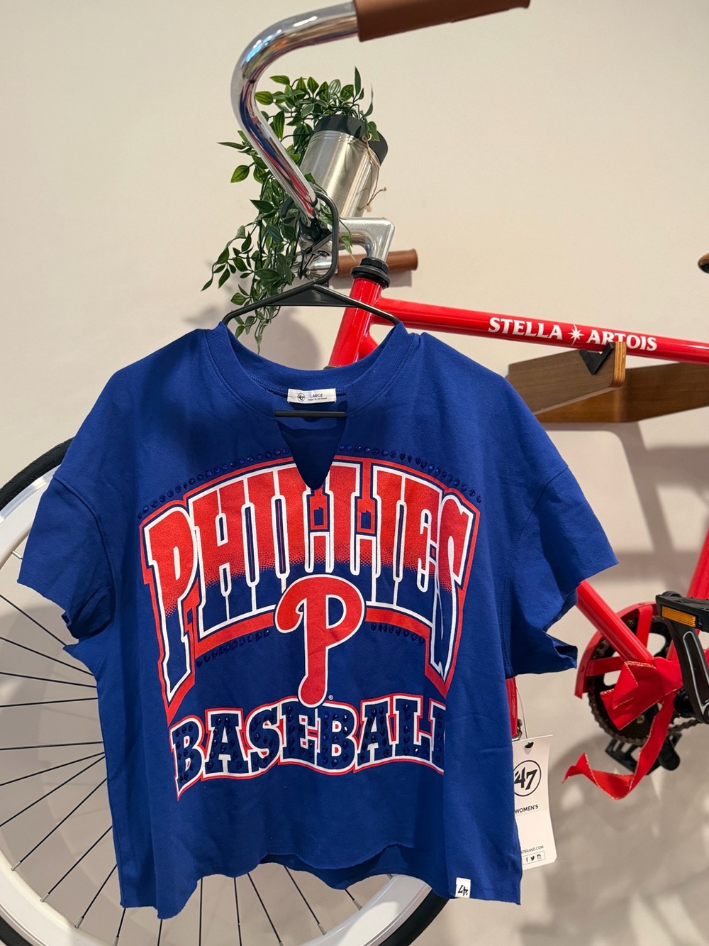 Women's '47 Royal Philadelphia Phillies Notch-Neck Tee (Size L)